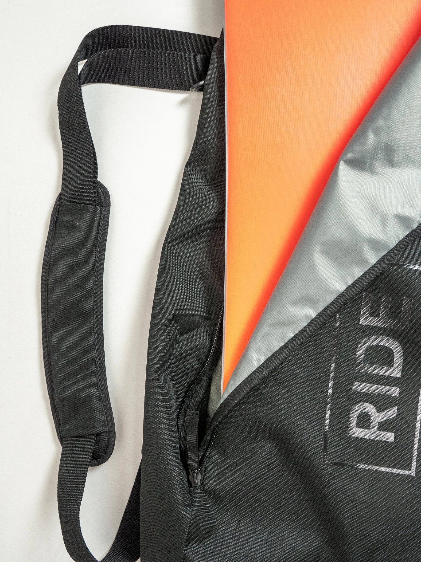 Ride Blackened Board Bag - Image 2