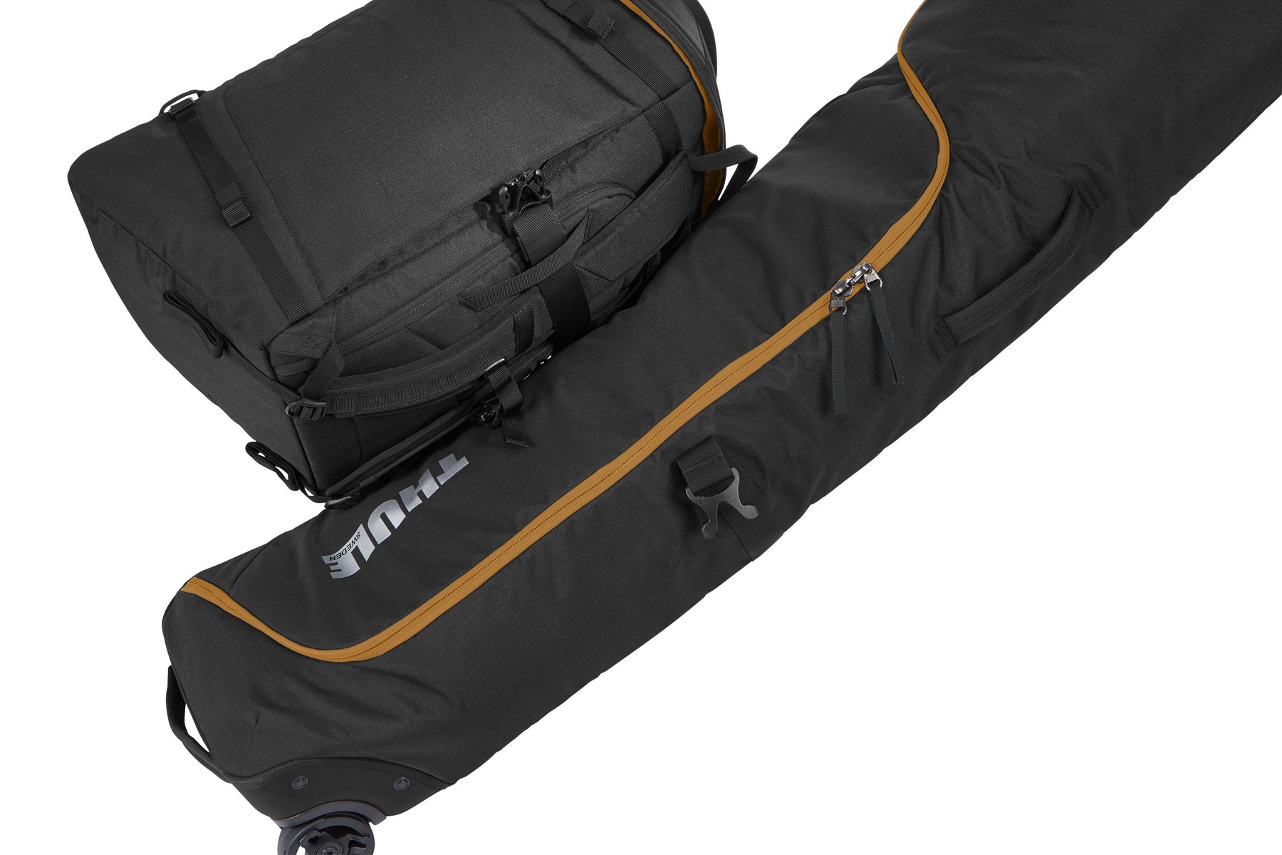 Thule RoundTrip Boot Backpack 60L - Image 8
